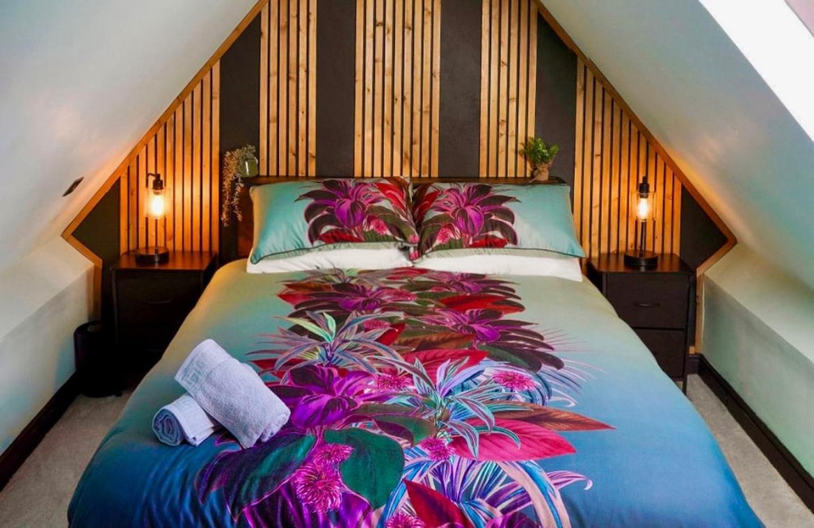 The Snug King Bed Апартаменты Портцмаус
